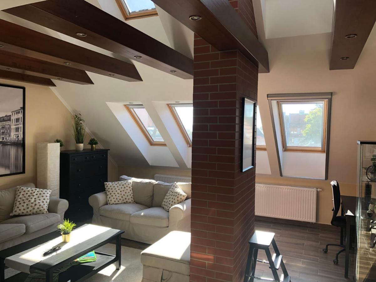 Galeria Apartmanhaz ケストヘイ エクステリア 写真