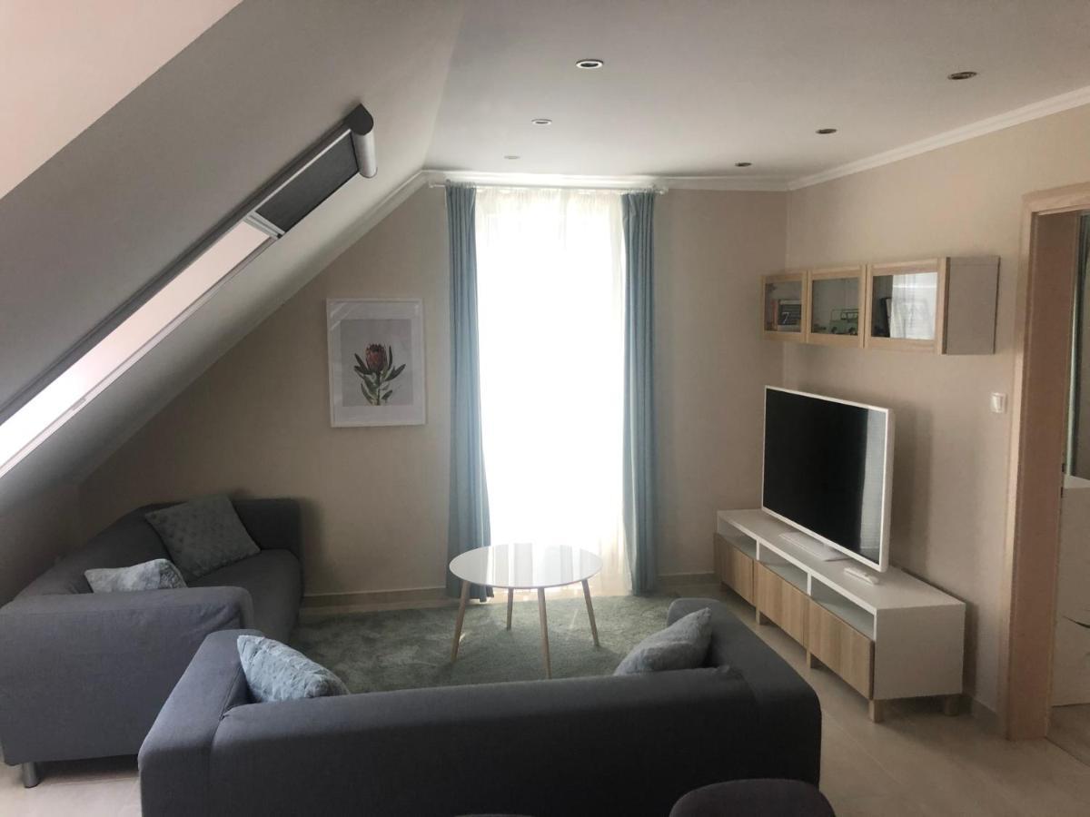 Galeria Apartmanhaz ケストヘイ エクステリア 写真